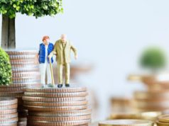 Everyday Money-Saving Tips for Seniors: Simple Ways to Manage Expenses